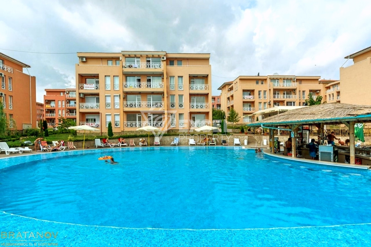 Стилен двустаен имот в комплекс Съни Дей 6