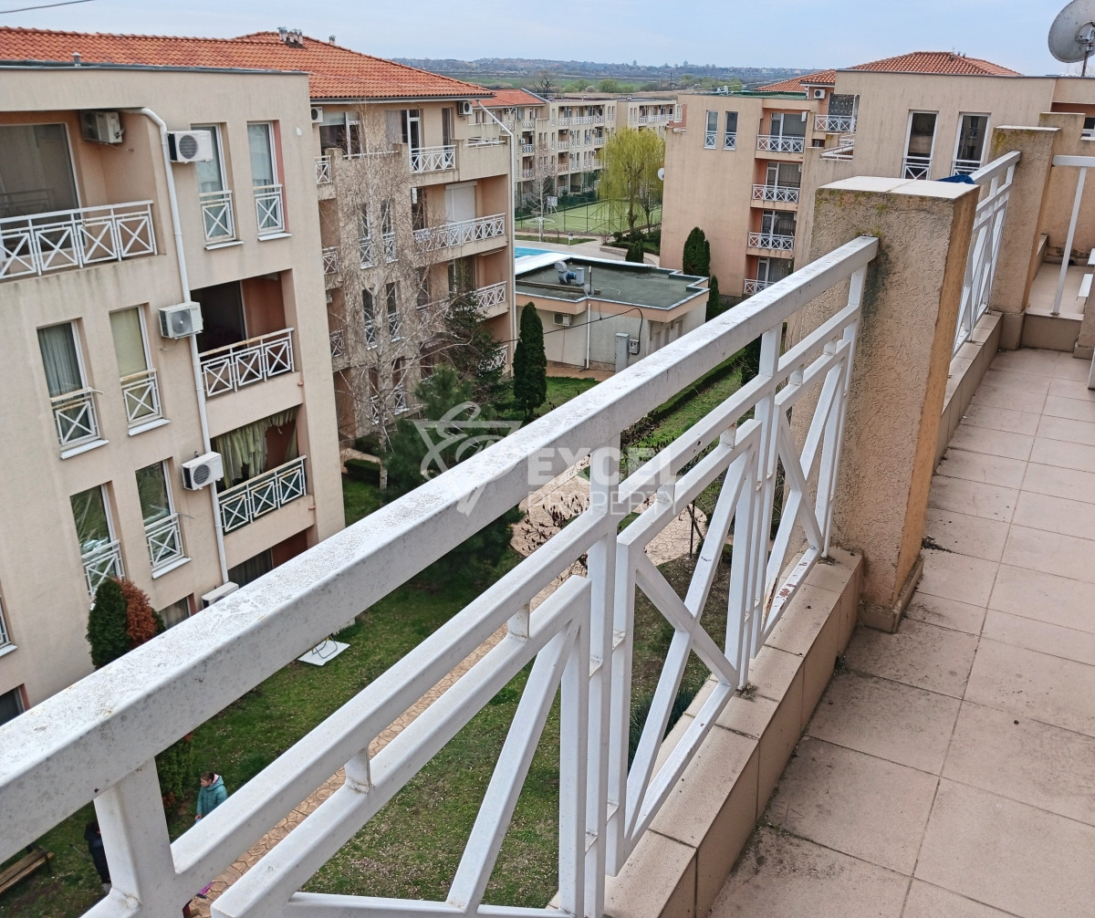 Стилен двустаен имот в комплекс Съни Дей 6