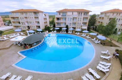 Стилен двустаен имот в комплекс Съни Дей 6