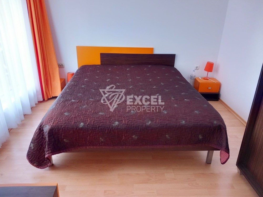 Двустаен обзаведен имот-в района на Слънчев бряг с платена такса поддръжка