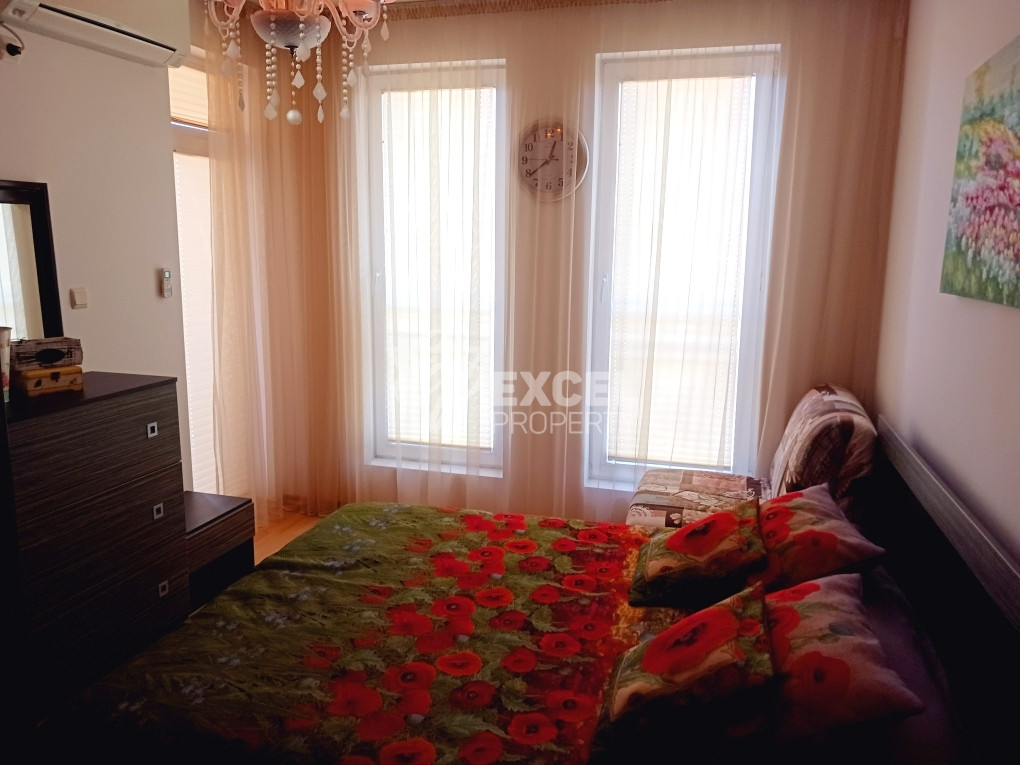 Тристаен  обзаведен апартамент с две тераси-Съни Дей 6