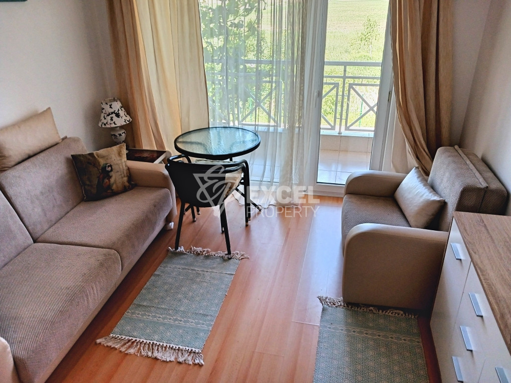 Тристаен  обзаведен апартамент с две тераси-Съни Дей 6