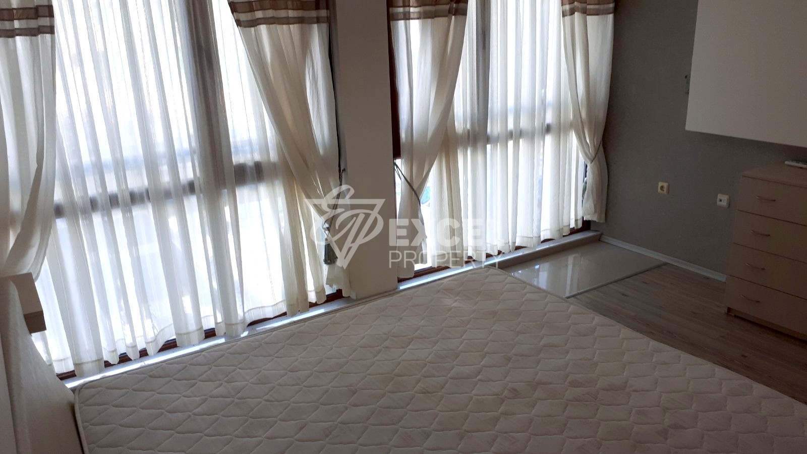 Просторен двустаен имот- мезонет, в комплекс Вила Ита