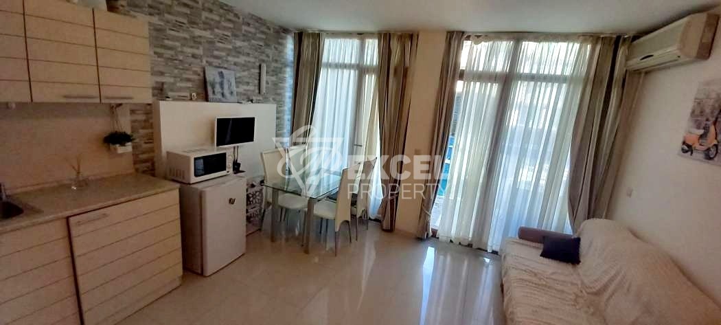 Просторен двустаен имот- мезонет, в комплекс Вила Ита