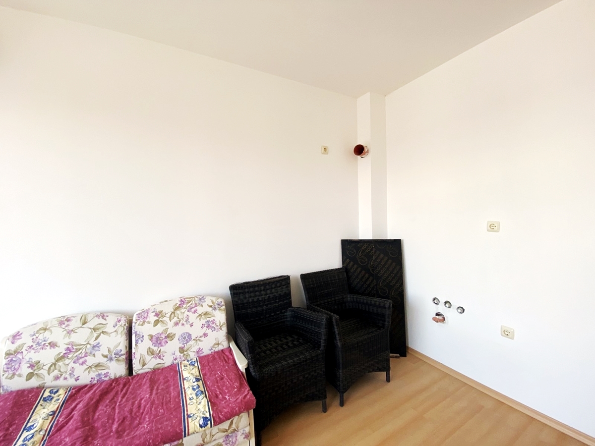 Студио в Съни дей 6.