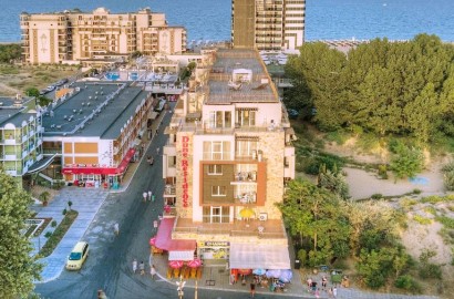 Тристаен имот в комплекс Дюн Резиденс, на 100м от плажа-Слънчев Бряг