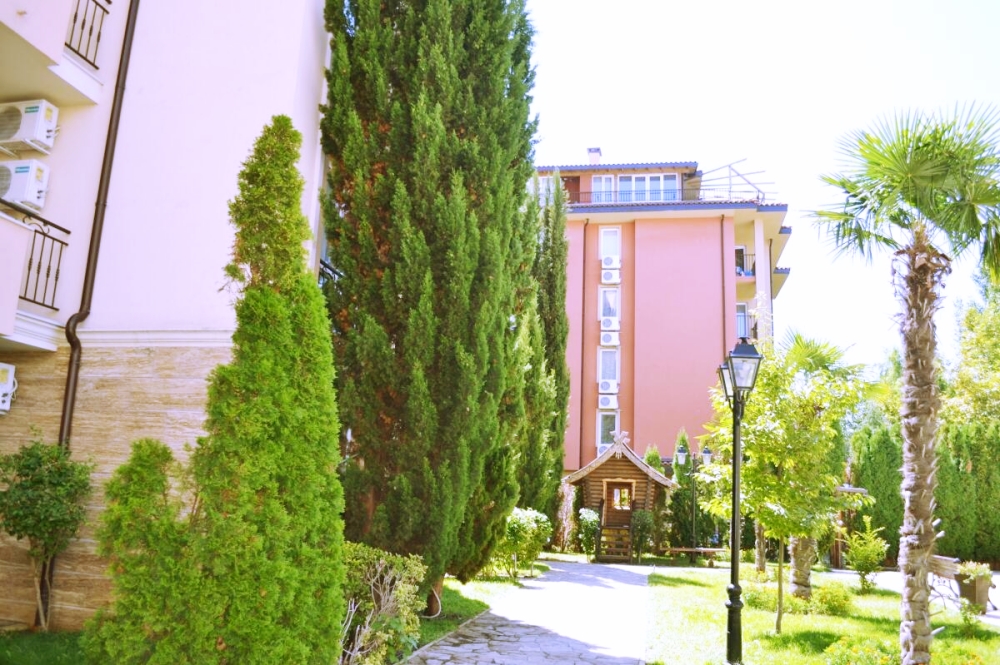 Двустаен имот в комплекс Слънце и Море, Слънчев бряг