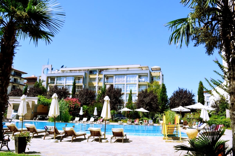 Двустаен имот в комплекс Слънце и Море, Слънчев бряг