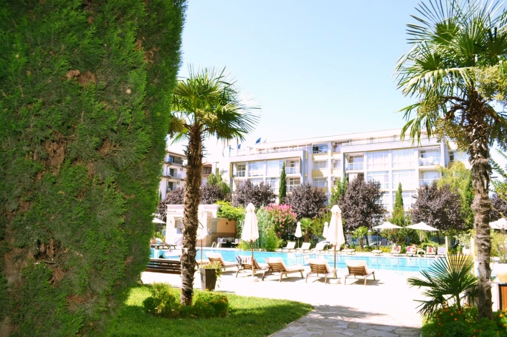 Двустаен имот в комплекс Слънце и Море, Слънчев бряг