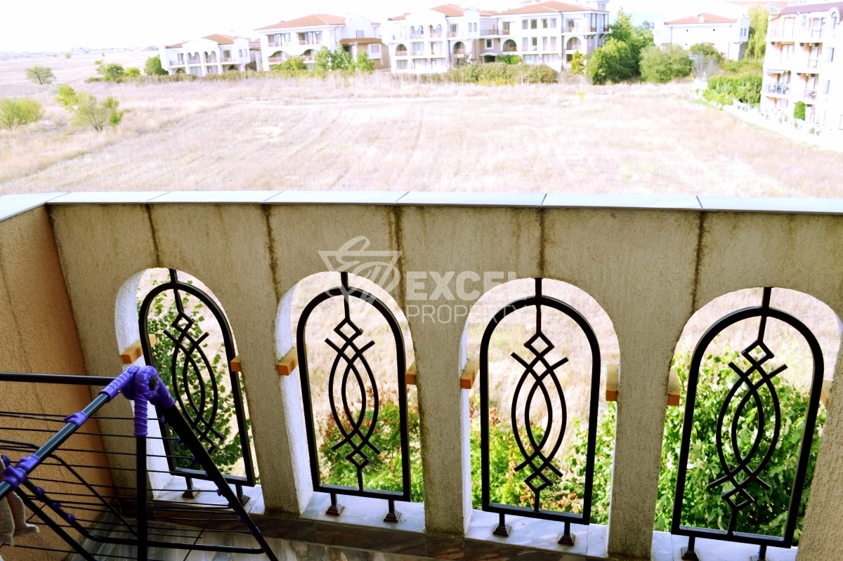 Уютно студио с мебели- Равда