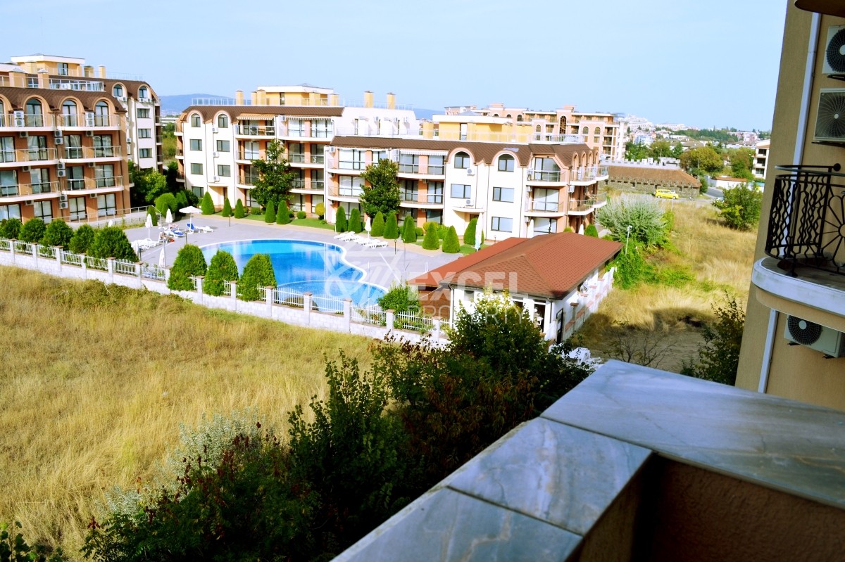 Уютно студио с мебели- Равда