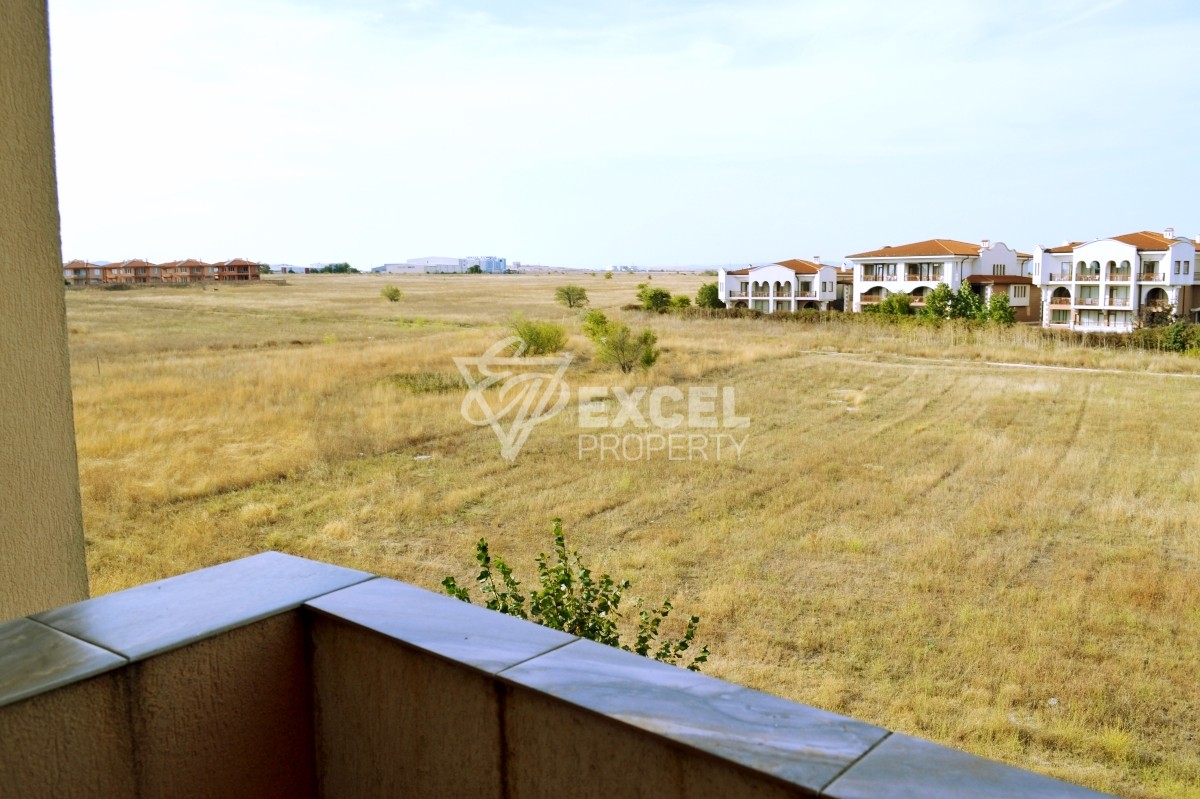 Уютно студио с мебели- Равда