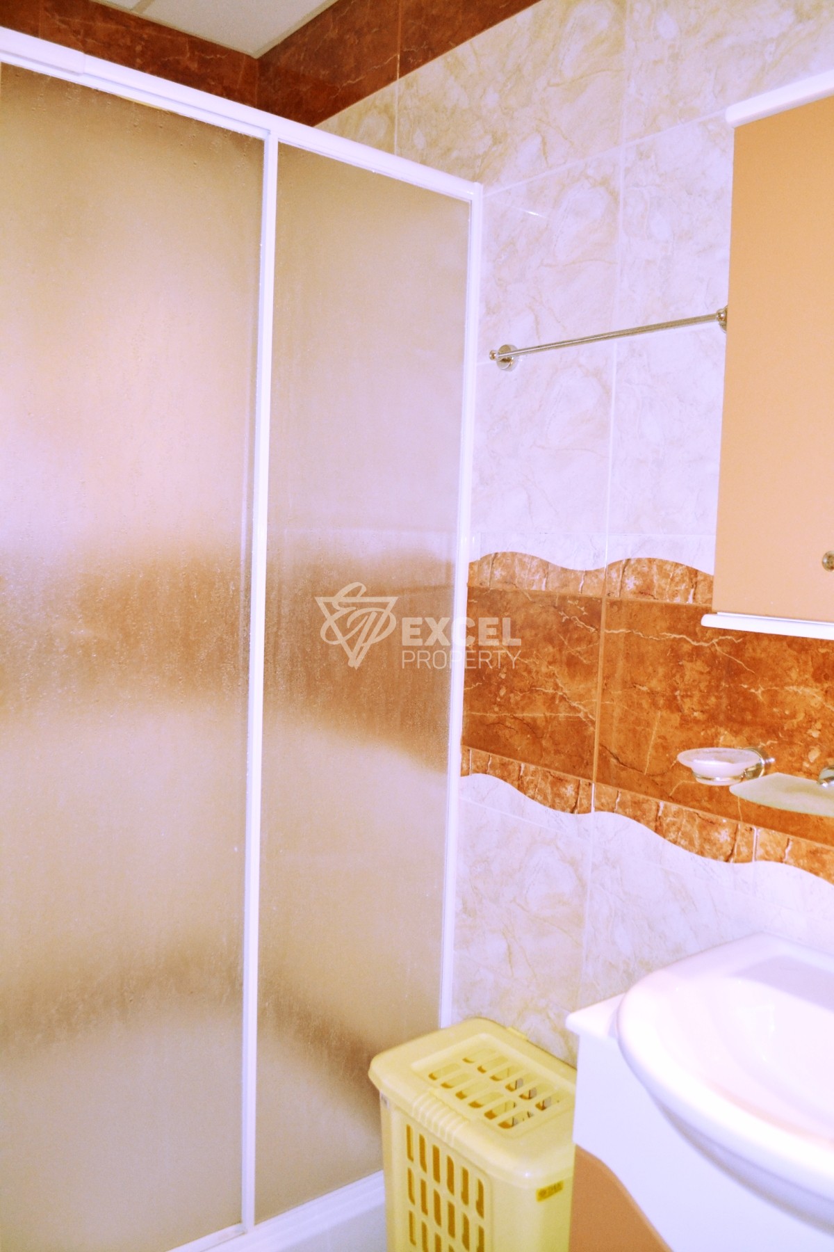 Месамбрия Форт комплекс,  Елените- тристаен имот с гледка море