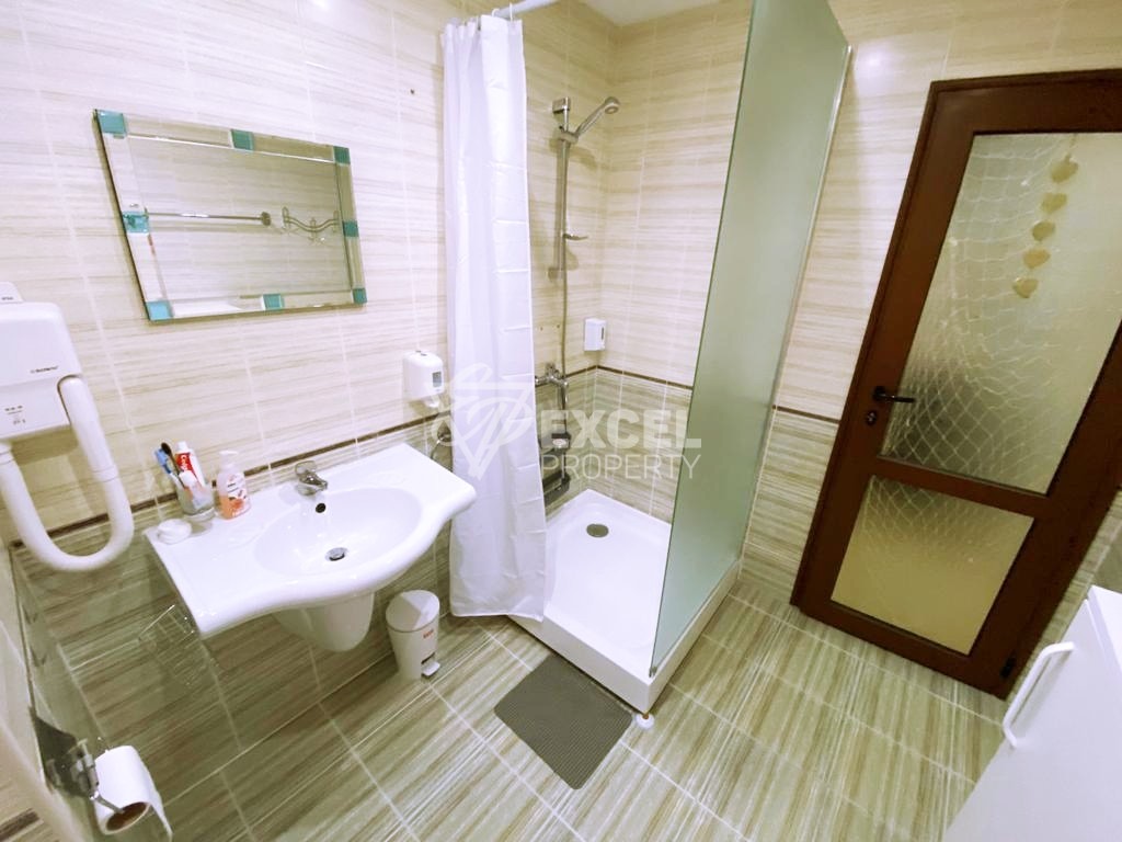 Двустаен имот с гледка басейн, комплекс Гренада -Слънчев Бряг