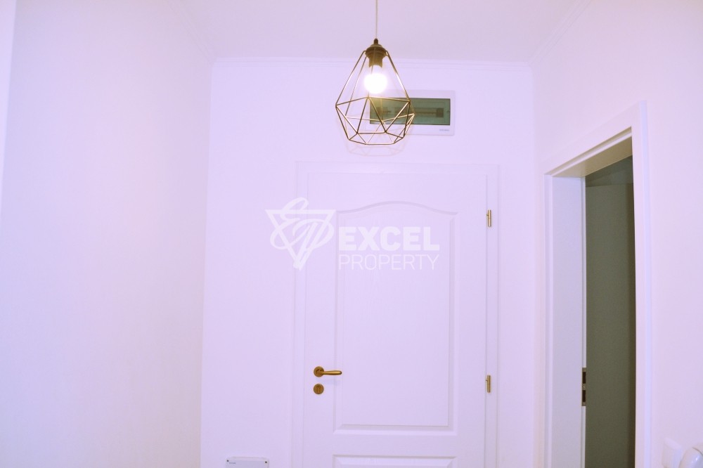 Тристаен стилен имот- в Изида Палас 2 комплекс Слънчев Бряг