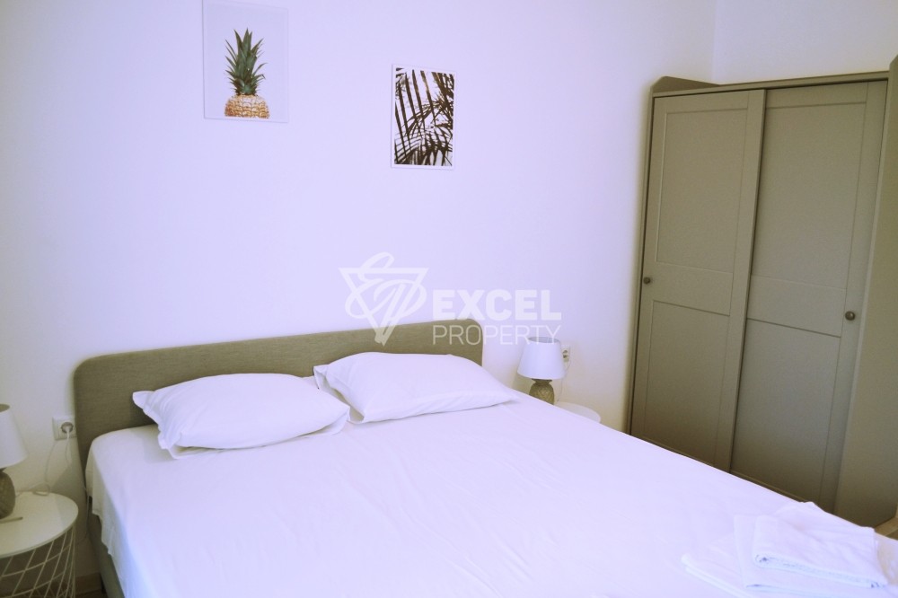 Тристаен стилен имот- в Изида Палас 2 комплекс Слънчев Бряг