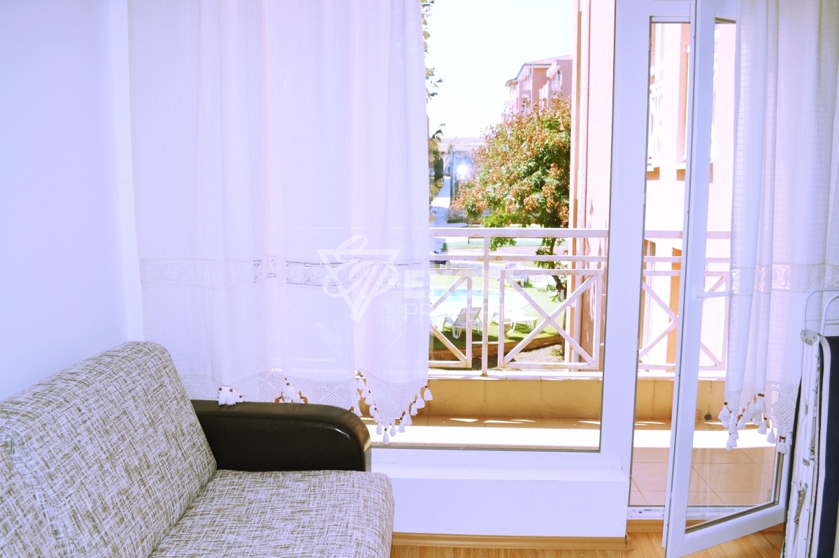 Студио с гледка басейн и тераса, Сани Дъй 6