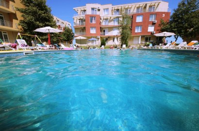 Бюджетно студио за мебели комплекс Сaни Дей 5