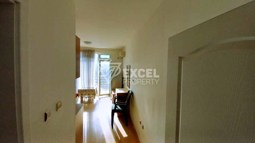 Бюджетно студио за мебели комплекс Сaни Дей 5