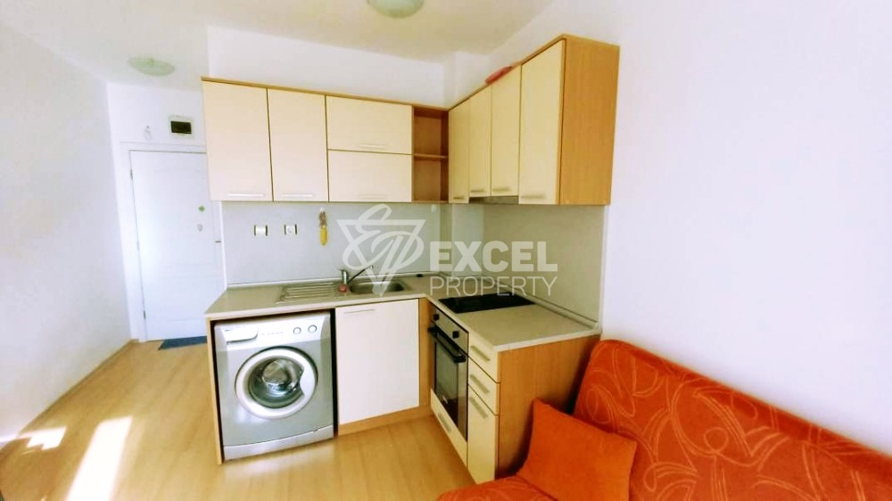 Бюджетно студио за мебели комплекс Сaни Дей 5