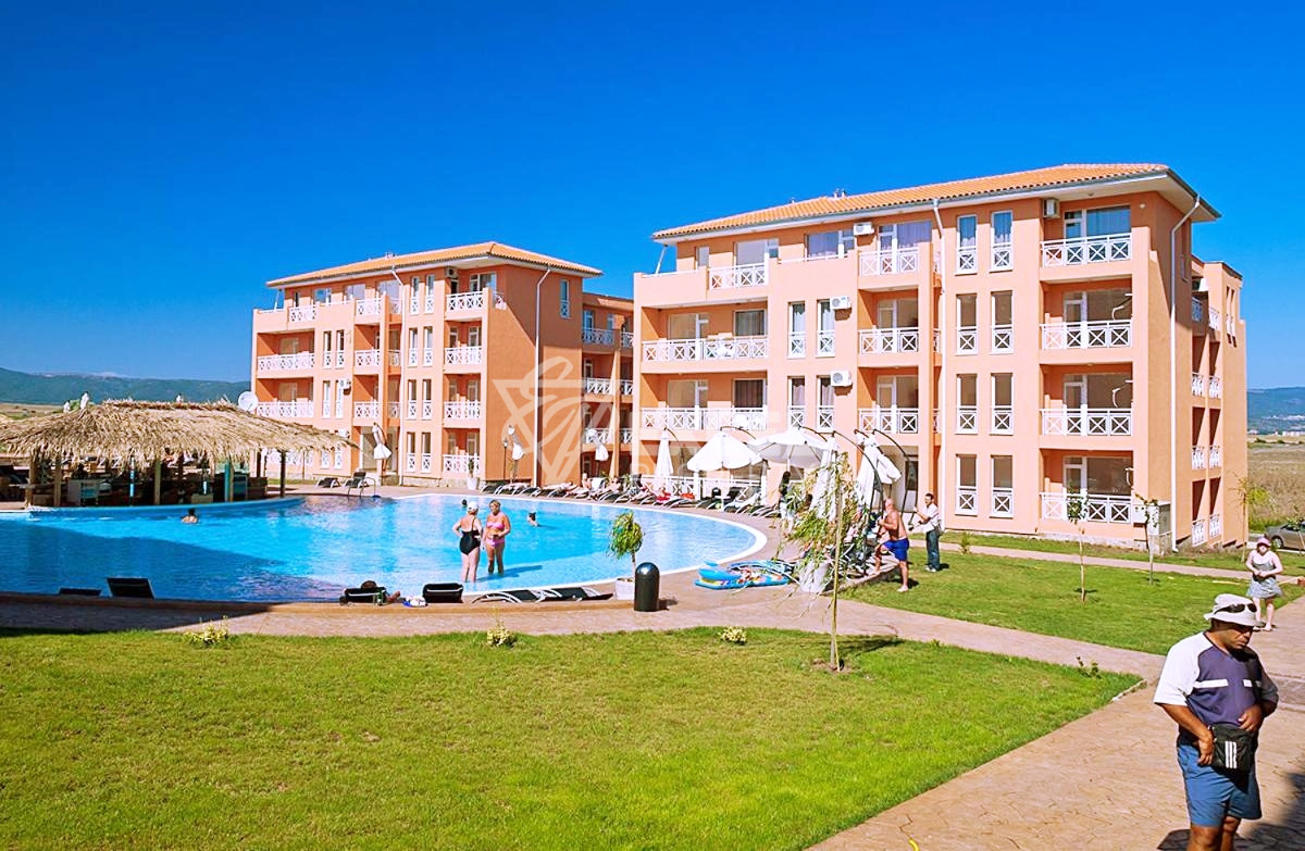 Двустаен, стилен нов имот-Сани Дъй 6 комплекс