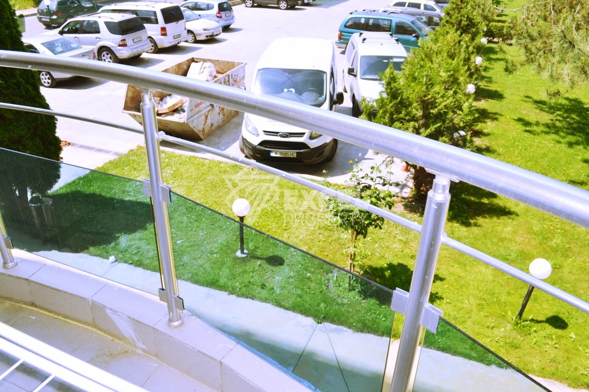 Тристаен имот в Равда-комплекс Оазис, частично гледка море