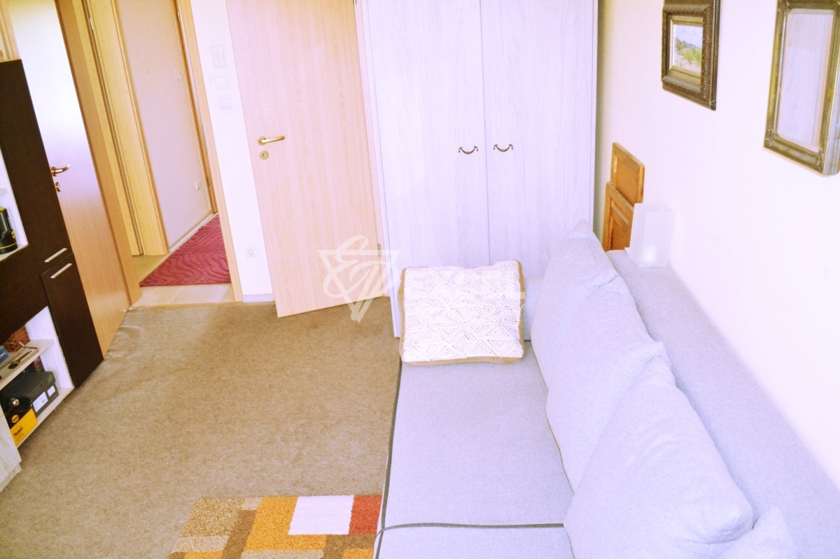 Тристаен имот в Равда-комплекс Оазис, частично гледка море